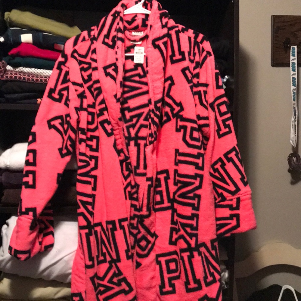 Pink robe - brand new